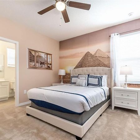 Oakwood Oasis Hotel Davenport Bagian luar foto
