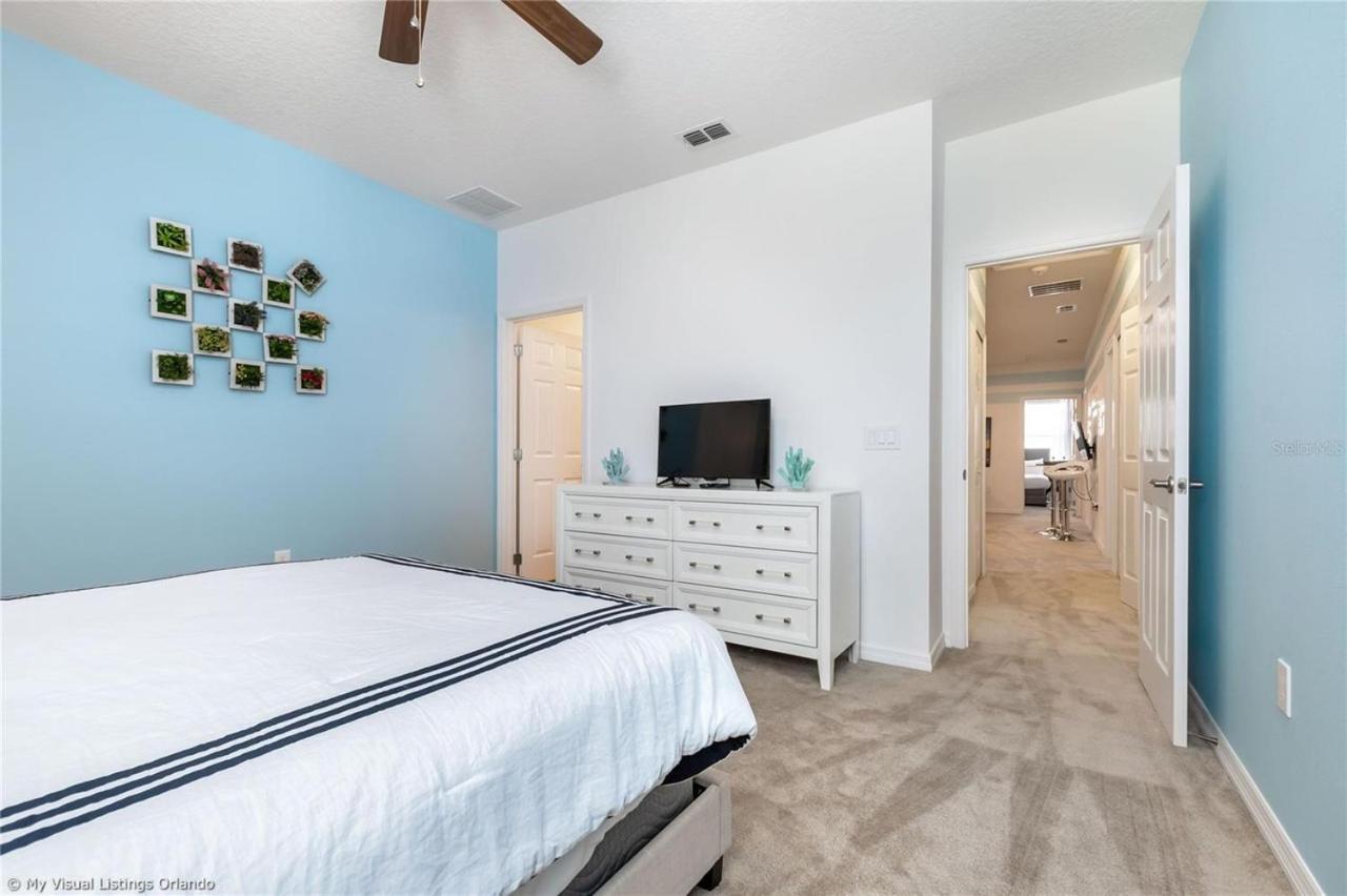 Oakwood Oasis Hotel Davenport Bagian luar foto